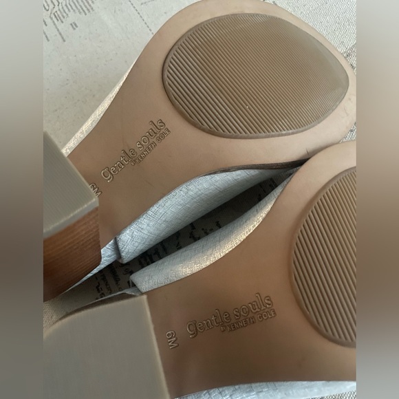 🆕Gentle Souls Peep Toe Slingback Block Heel Size 6 NWOB - Picture 10 of 11